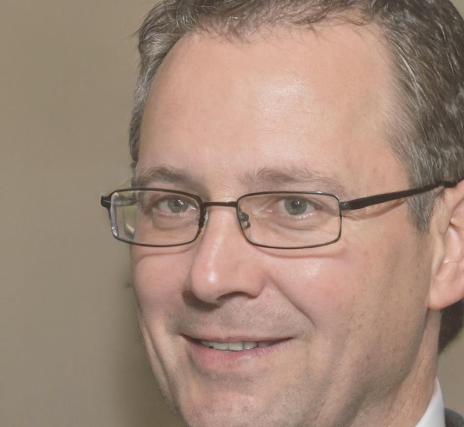 Портрет руководителя отдела разработки алгоритмов