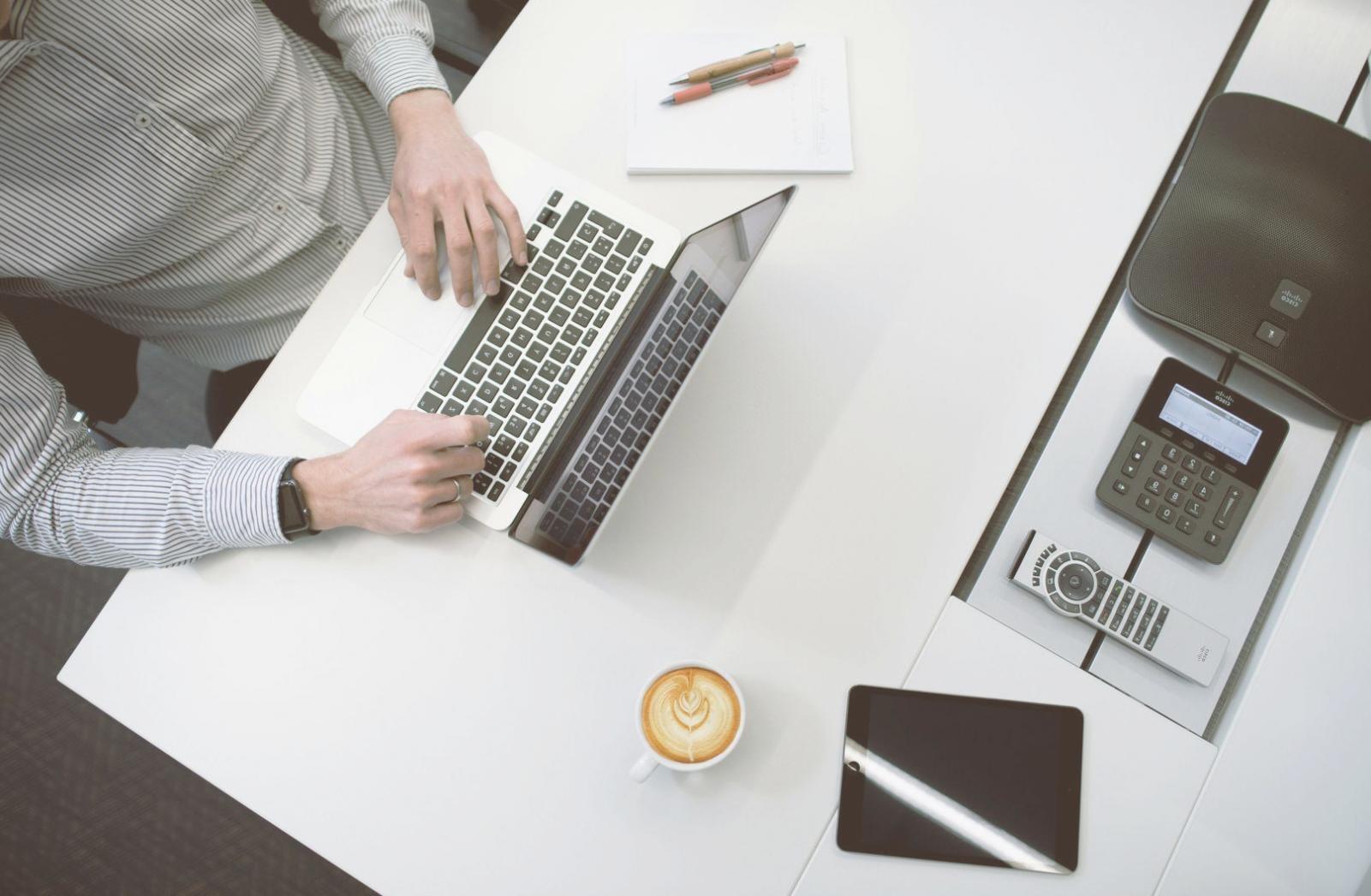 Современная ИИ-система финансового анализа и прогнозирования для бизнеса